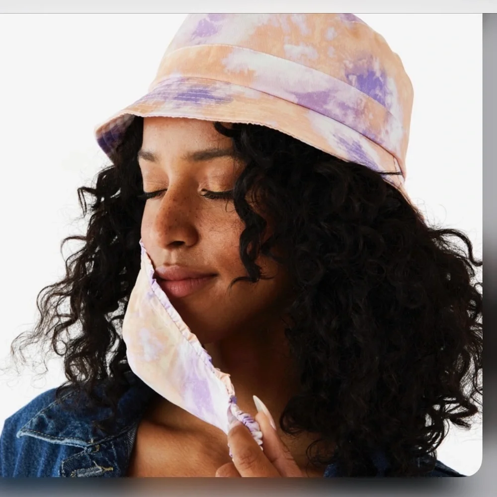 WAYF Bucket Hat & Mask Duo